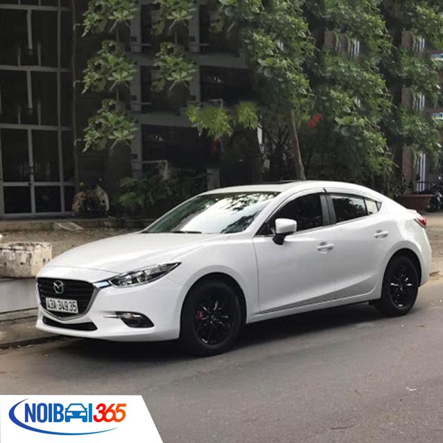 Xe taxi tại hãng Nội Bài 365
